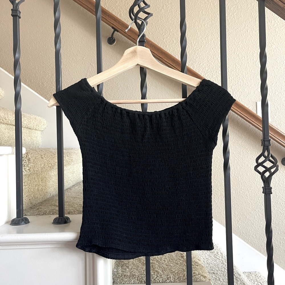 Brandy Melville black off the shoulder top